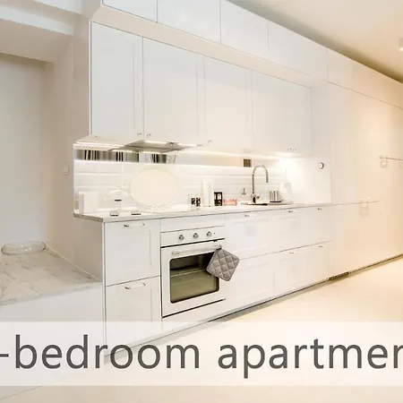 White With Ac By Kovee Pozsony