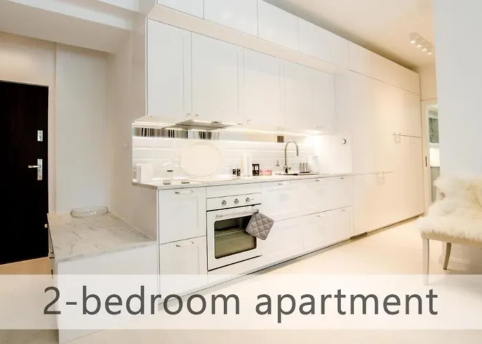 White With Ac By Kovee براتسيلافا